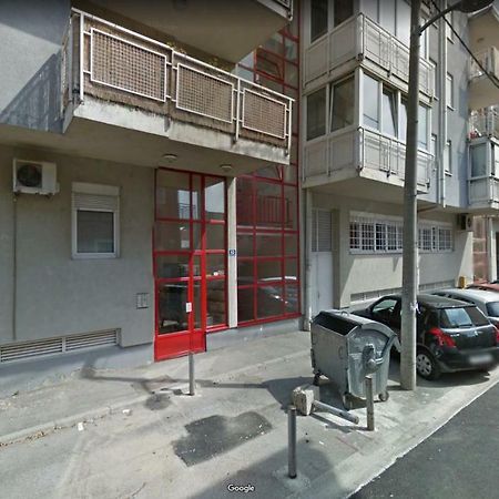 Studio Apartman Tresnjevka 萨格勒布 外观 照片