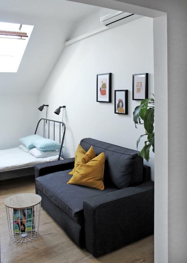 Studio Apartman Tresnjevka 萨格勒布 外观 照片